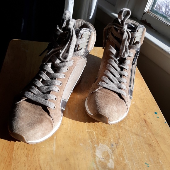 Aldo Tan Silver High Tops US Size 6 - Picture 3 of 6